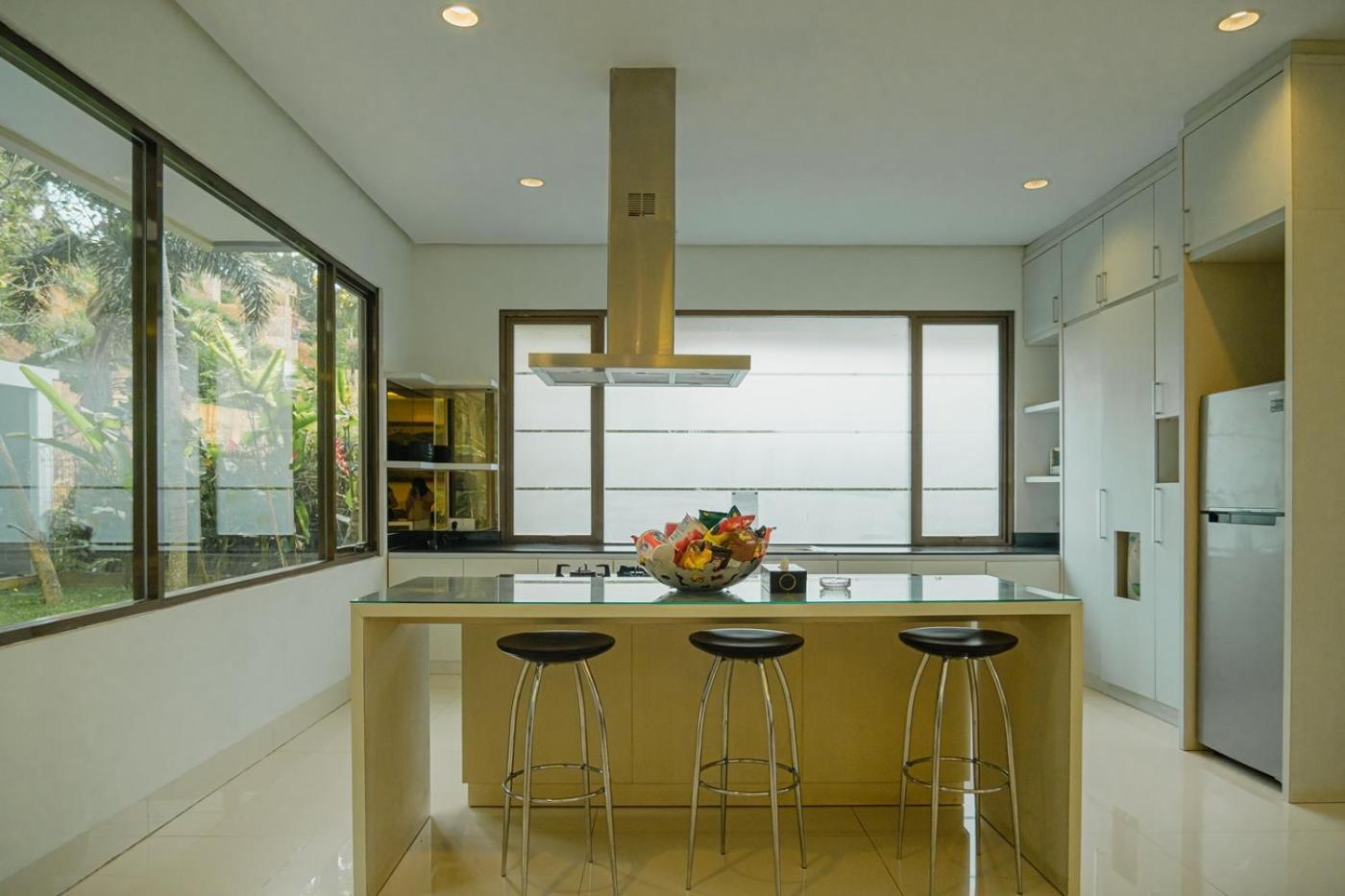 Oyama City View Villa 4 Bedrooms With A Private Swimming Pool Бандунг Екстер'єр фото